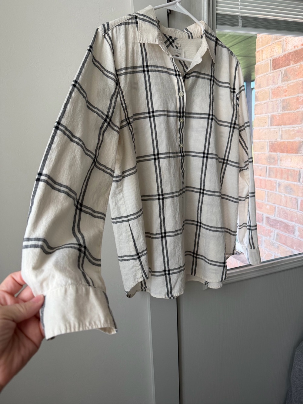 LOFT Cream and Black Plaid Button-Up Pullover Blouse - Picture 3 of 6
